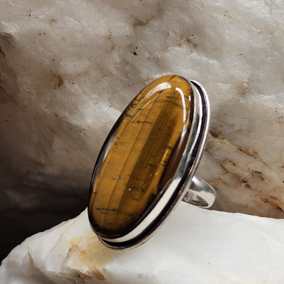 Natural Large Tiger Eye Cabochon Stone White Rhodium/Silver Artisan Ring - Picture 5 of 10